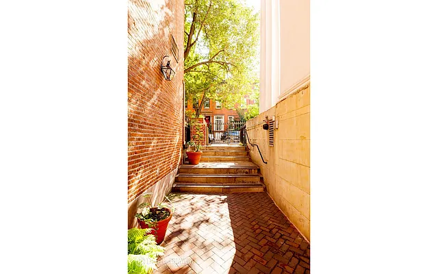 Rented by Douglas Elliman | media 28