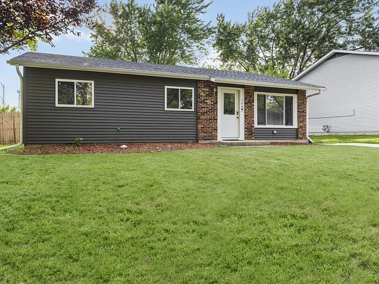 Galewood Dr — Photo 40