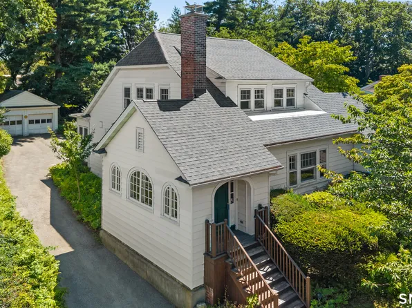 34 Downs Avenue, Stamford, CT 06902