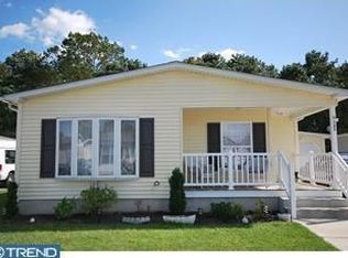 723 Bayberry Ln, Williamstown, NJ 08094