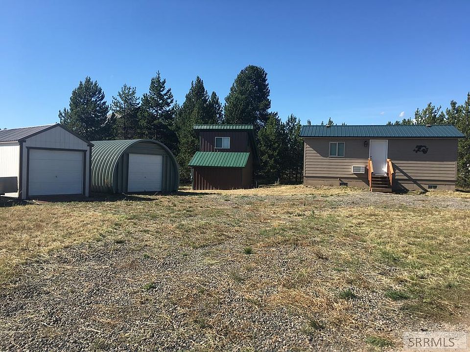 1st image of 3419 Chestnut Dr