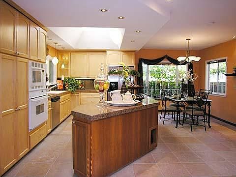4th image of 2726 Estella Dr