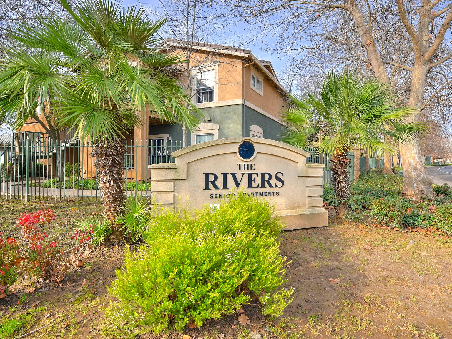 Rivers Senior — Photo 2