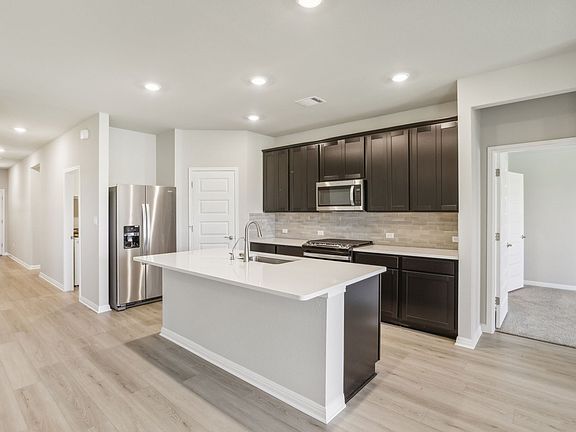 Check out the Callaghan floorplan with the Sleek interior package.