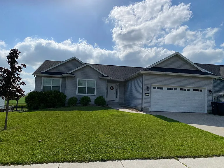 5223 Prairie Trl — Photo 1