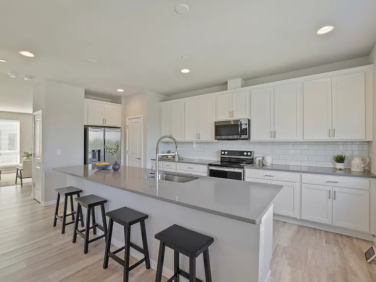 14715 Admiralty Way #B-7 — Photo 7