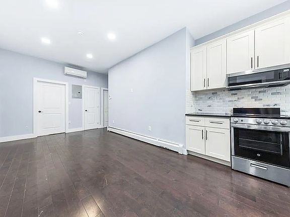 5th image of 4462 23rd St #1