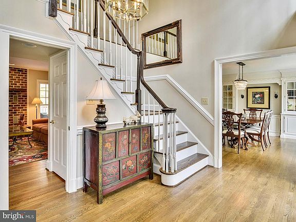 4th image of 10918 Lake Windermere Dr