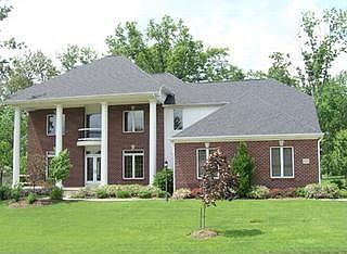 2nd image of 833 Poppy Hills Dr