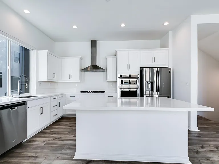 180 Sawbuck — Photo 10