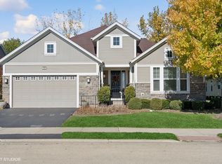 3903 Chesapeake Ln, Naperville, IL