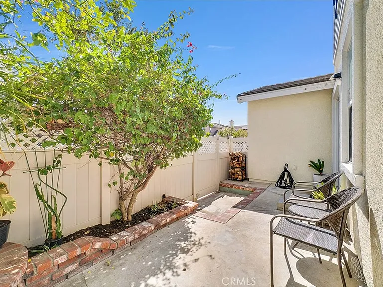 1258 Begovich St — Photo 48