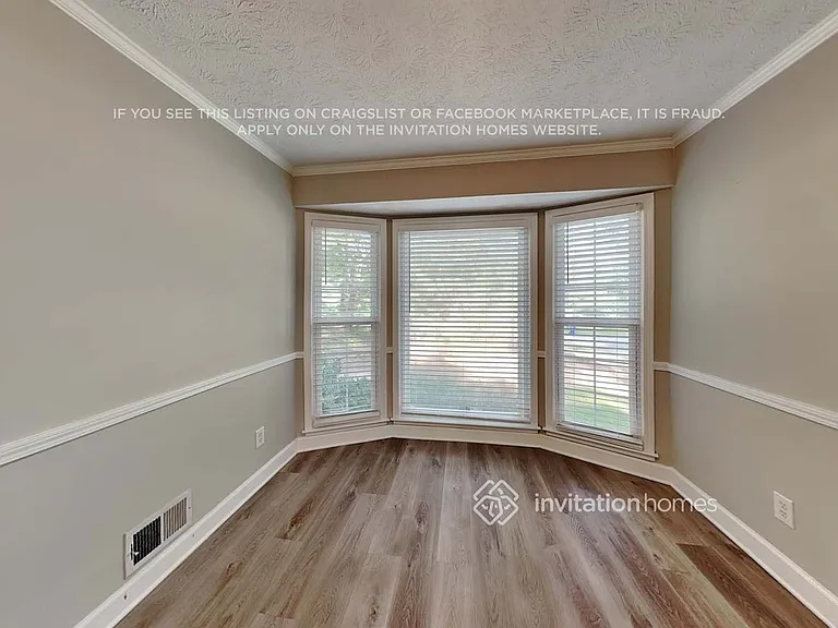 643 Jason Ct — Photo 7