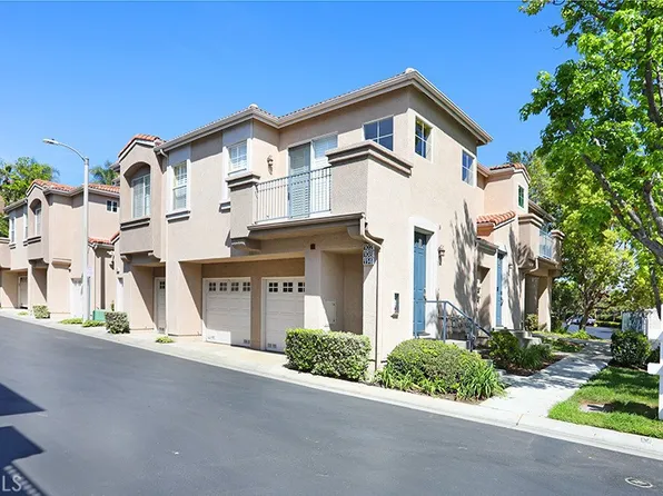 114 Byrnes Ln, Placentia, CA 92870