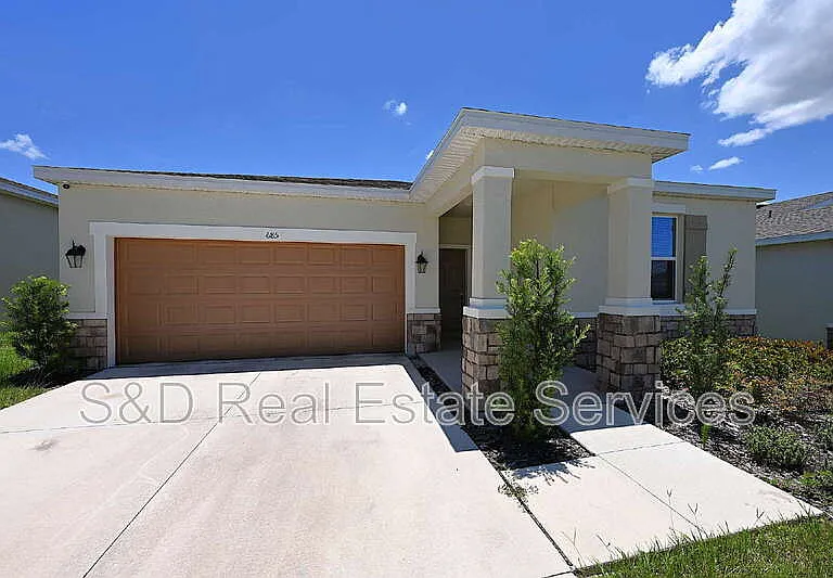 685 Crown Rose Dr — Photo 37