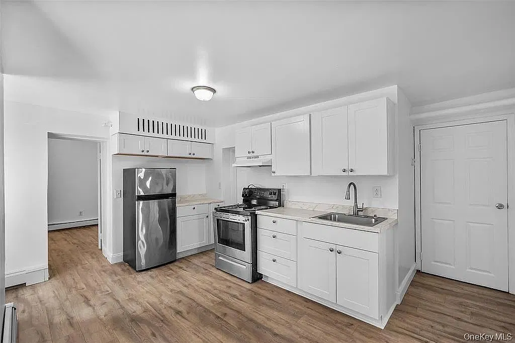 Studio, 1000 sqft, $1,895 — Photo 4