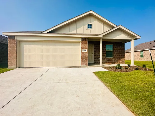 2206 Mobile Dr, Ennis, TX 75119