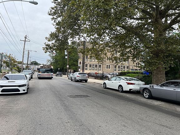 4th image of 1863 W Nedro Ave