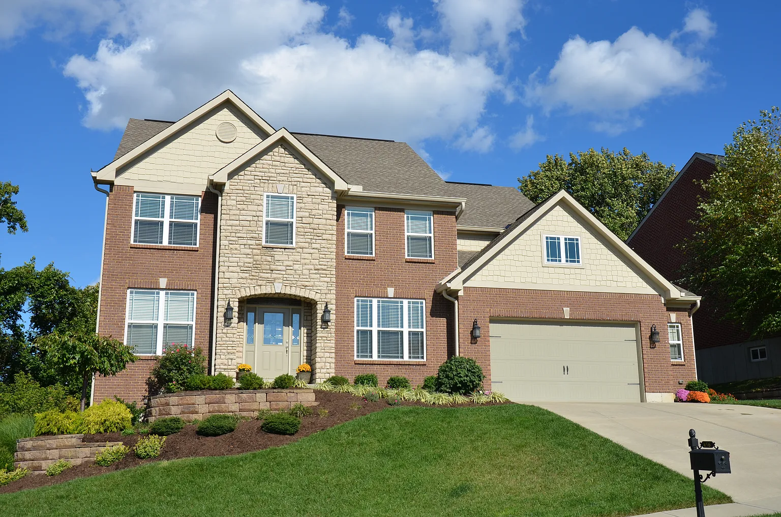 456 Glengarry Way photo 1