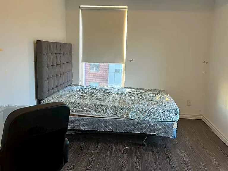 158 King St N #703 — Photo 5