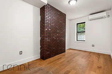 Rented by Rennit Inc.