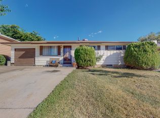 10516 Lexington Ave NE, Albuquerque, NM 87112