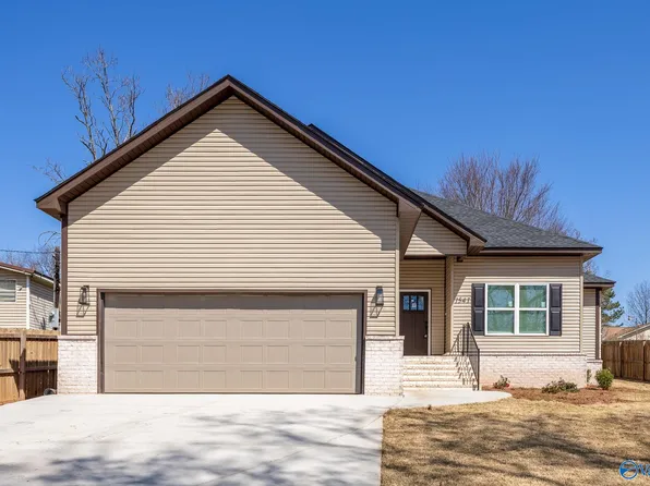 1541 Nick Davis Rd, Harvest, AL 35749