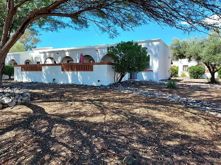 138 S La Canada Dr #D — Photo 1
