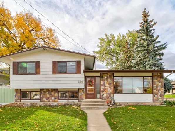 550 N Charlotte St, Pincher Creek, AB T0K 1W0