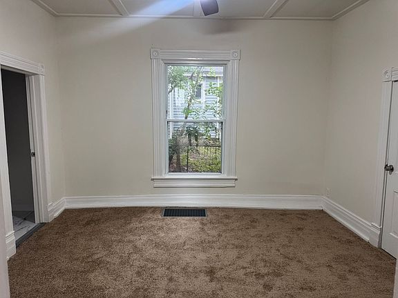 5th image of 2522 Olive St #F52f99860