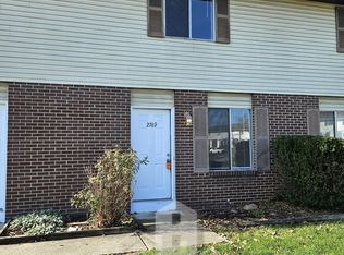 2769 Walden Bluff Ct, Grove City, OH 43123