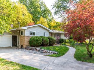 414 N Clark St, Auburn, IN 46706