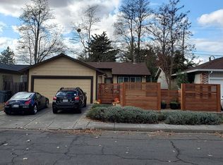 1055 Agnes Ct, Santa Rosa, CA 95401