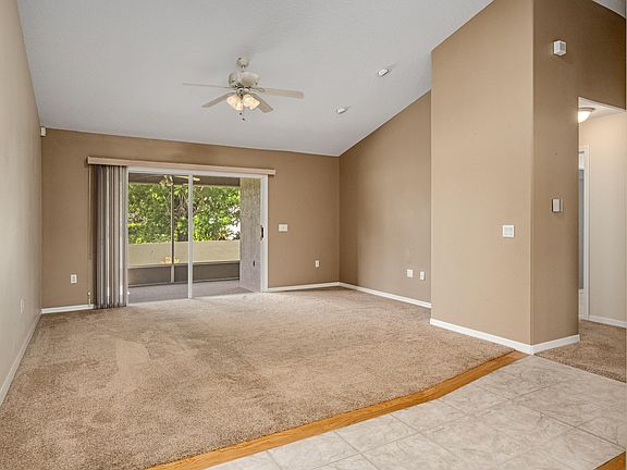 4th image of 2090 Hedgerow Dr