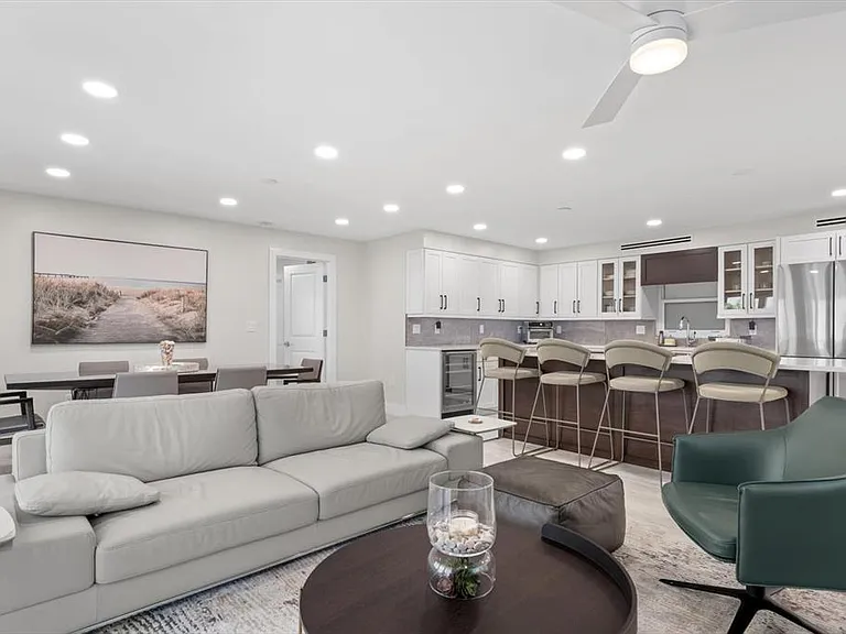 800 Benjamin Franklin Dr #505 — Photo 10