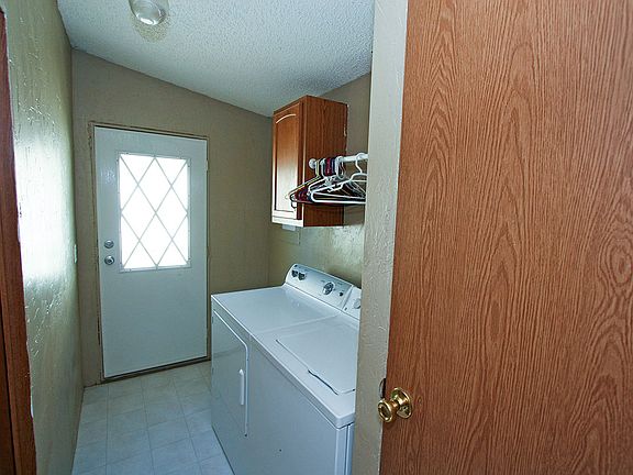3rd image of 6305 Southfork Dr