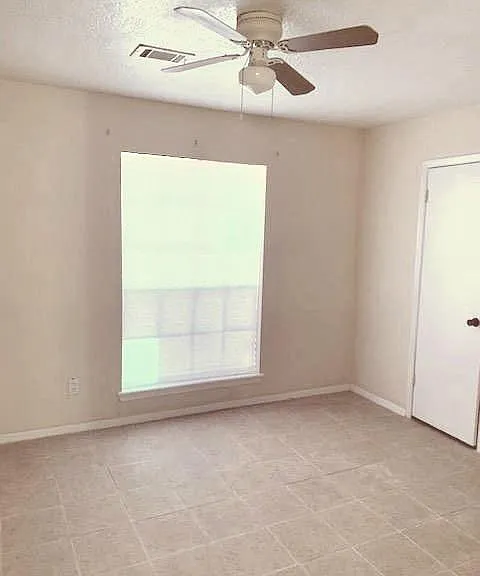 12534 Claygate Dr — Photo 4