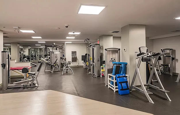 Rented by New York Residence | media 27