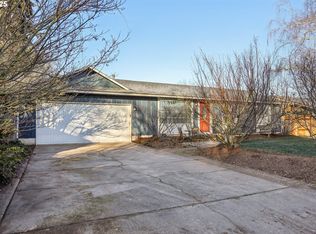 385 Fir St, Mount Angel, OR 97362