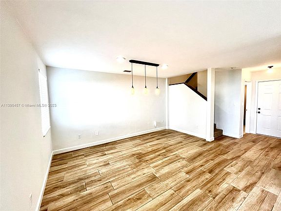4th image of 20808 SW 83rd Ave