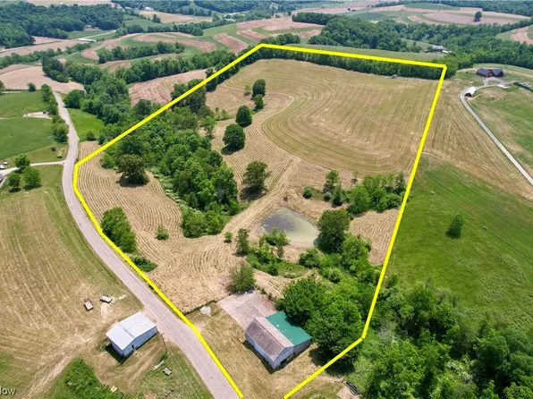 56951 County Road 2, Fresno, OH 43824