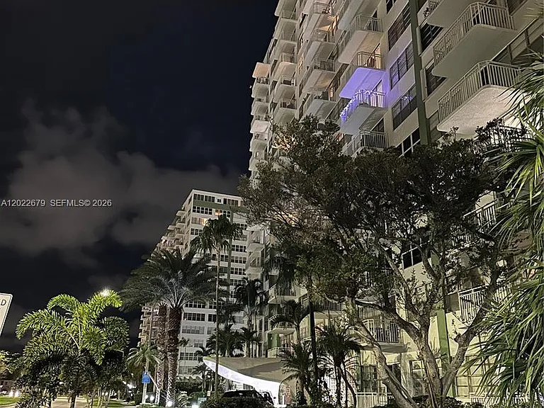 2100 Sans Souci Blvd #B811 — Photo 19