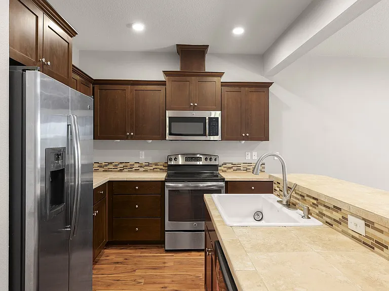 17222 SW 120th Pl — Photo 3