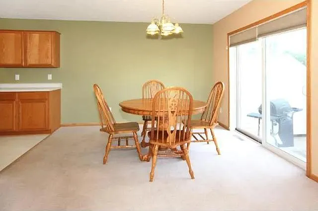 3 bed, 1549 sqft, $2,200 — Photo 3