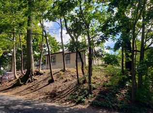 50 Lieper St, South Huntington, NY 11746