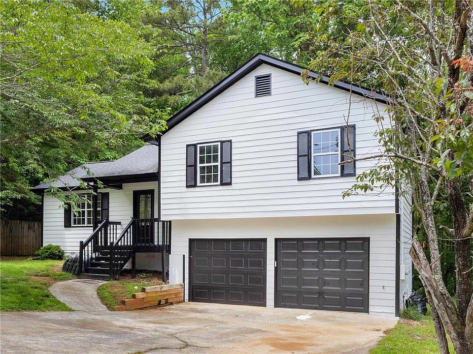 1st image of 225 Hampton Dr