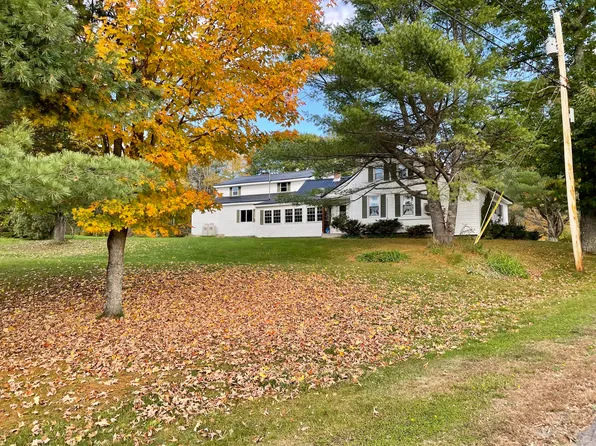 298 Range Road, Atkinson, ME 04426
