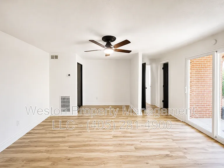 9609 Greystone Ave — Photo 3