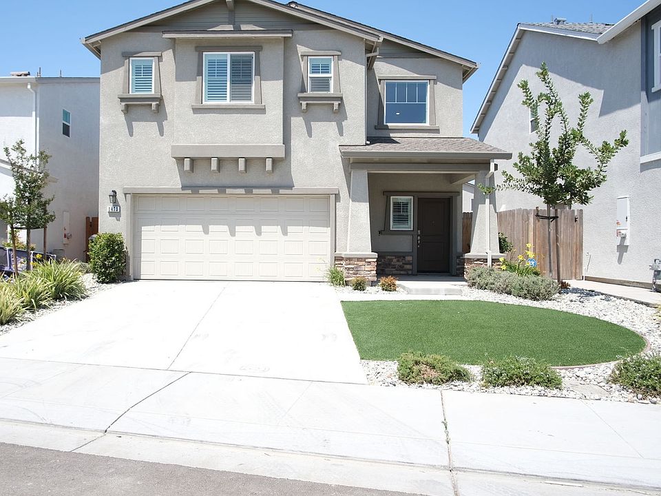 1st image of 1473 Primitivo Ln