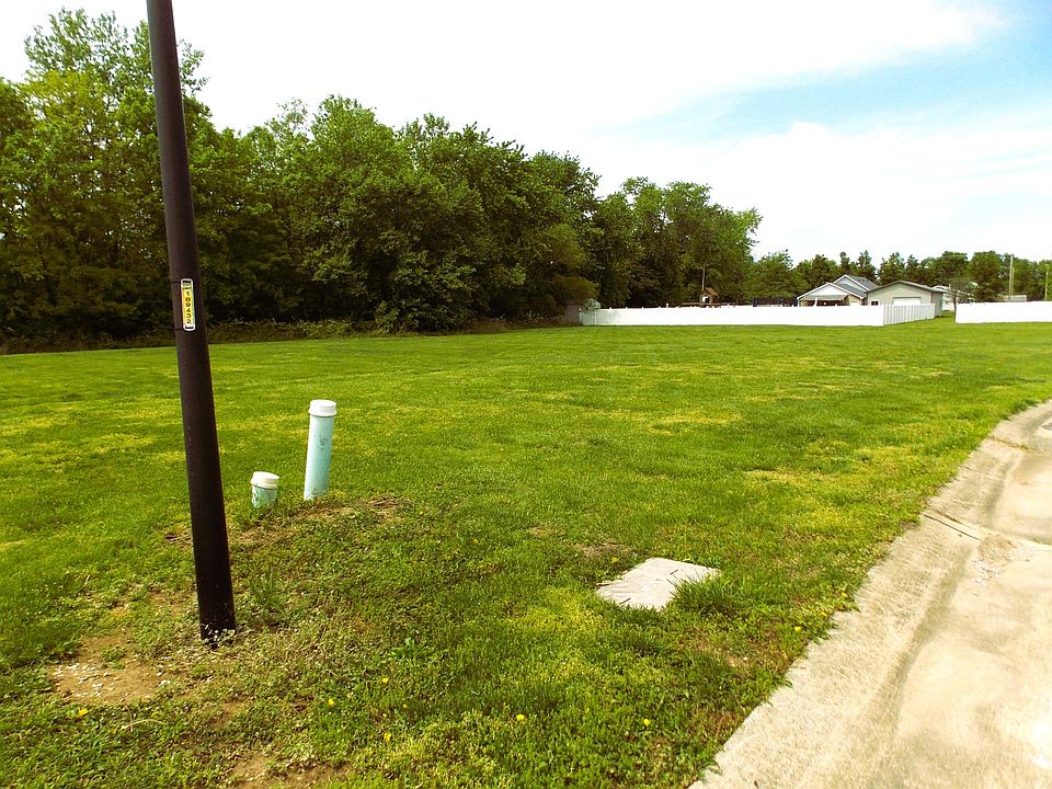 1st image of 53 Pine Hurst Pl #53